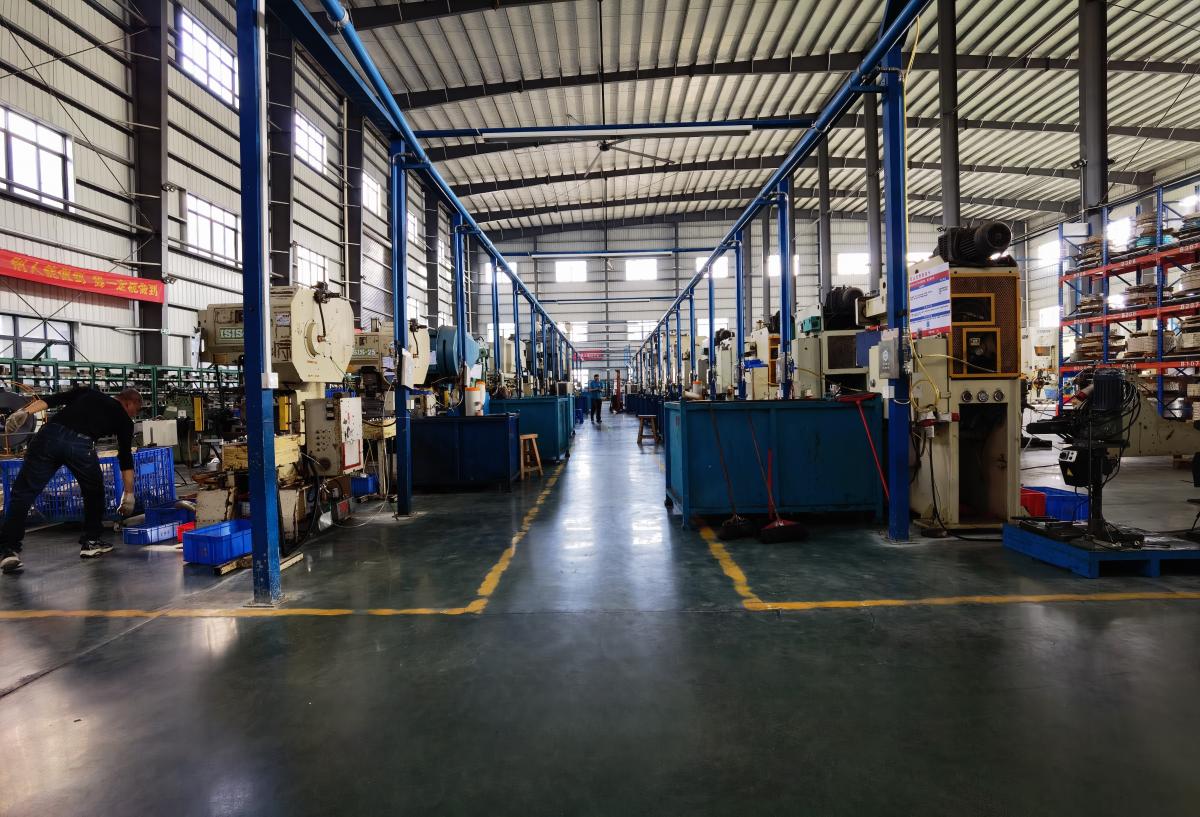 轻型冲压生产线